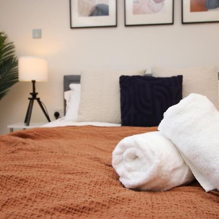 The Skyline - Luxury City Centre Flat With Designated Parking Cardiff Zewnętrze zdjęcie