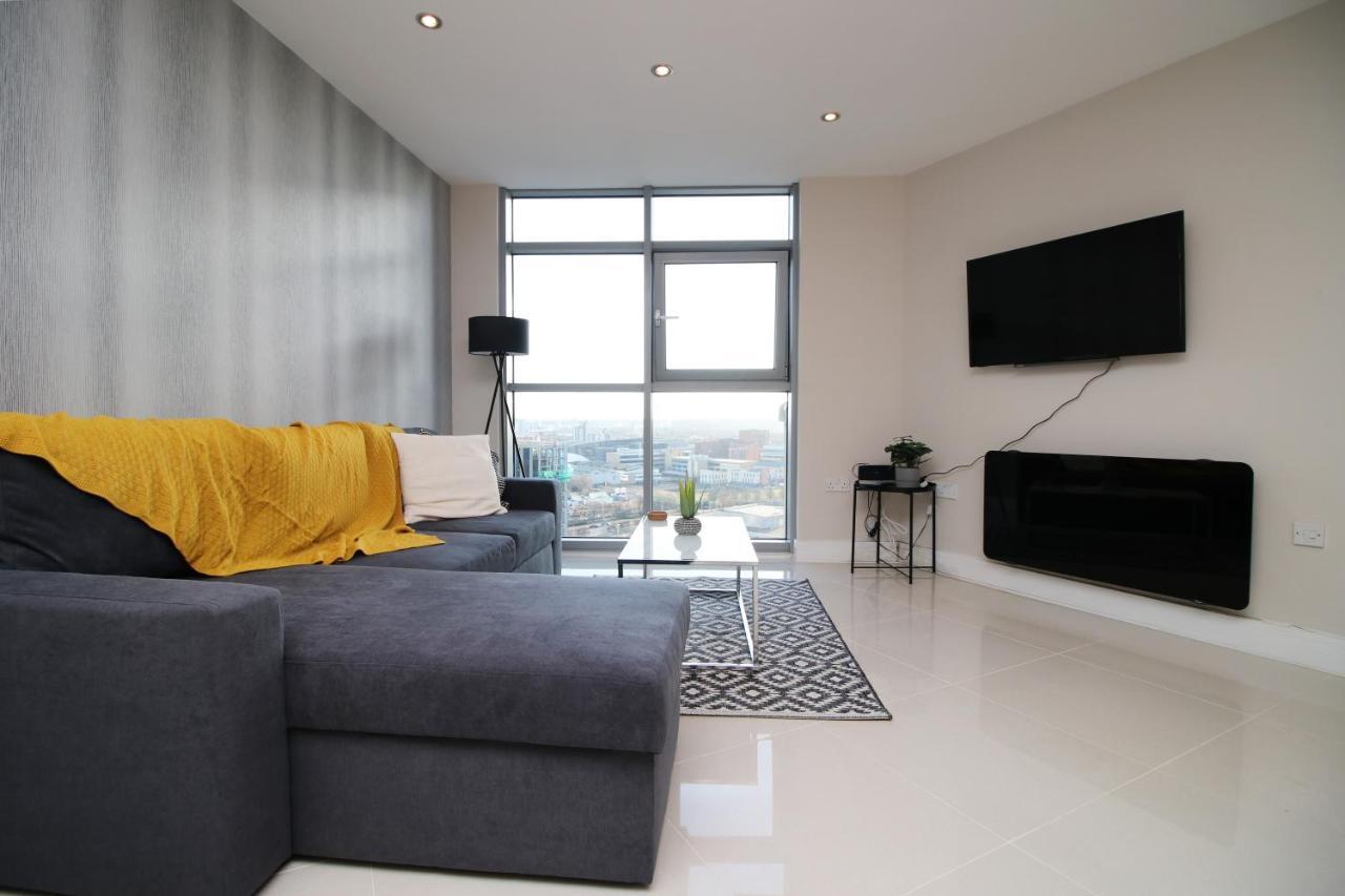 The Skyline - Luxury City Centre Flat With Designated Parking Cardiff Zewnętrze zdjęcie