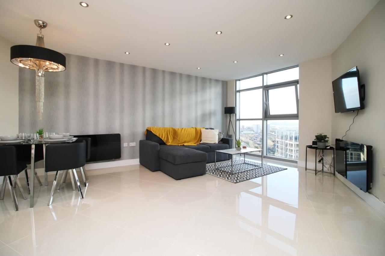 The Skyline - Luxury City Centre Flat With Designated Parking Cardiff Zewnętrze zdjęcie