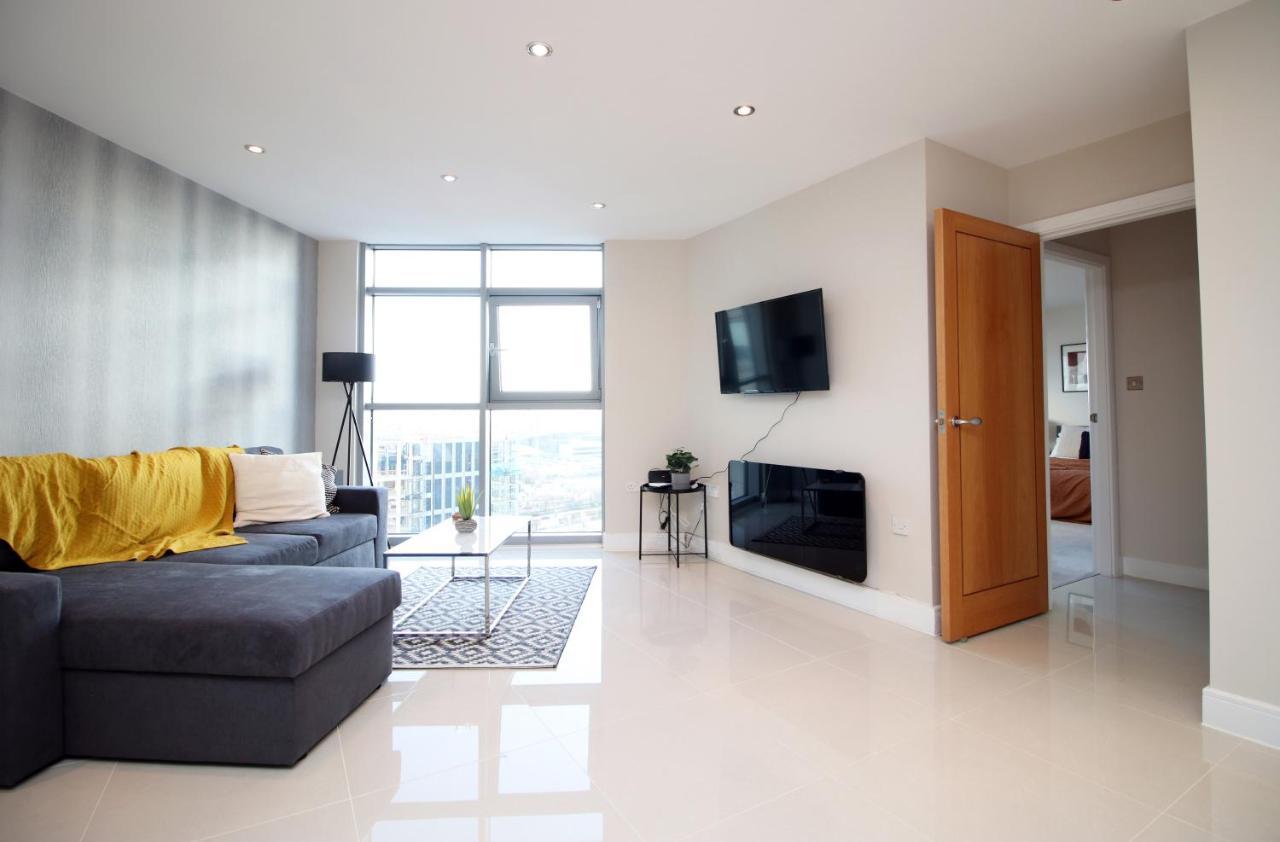 The Skyline - Luxury City Centre Flat With Designated Parking Cardiff Zewnętrze zdjęcie