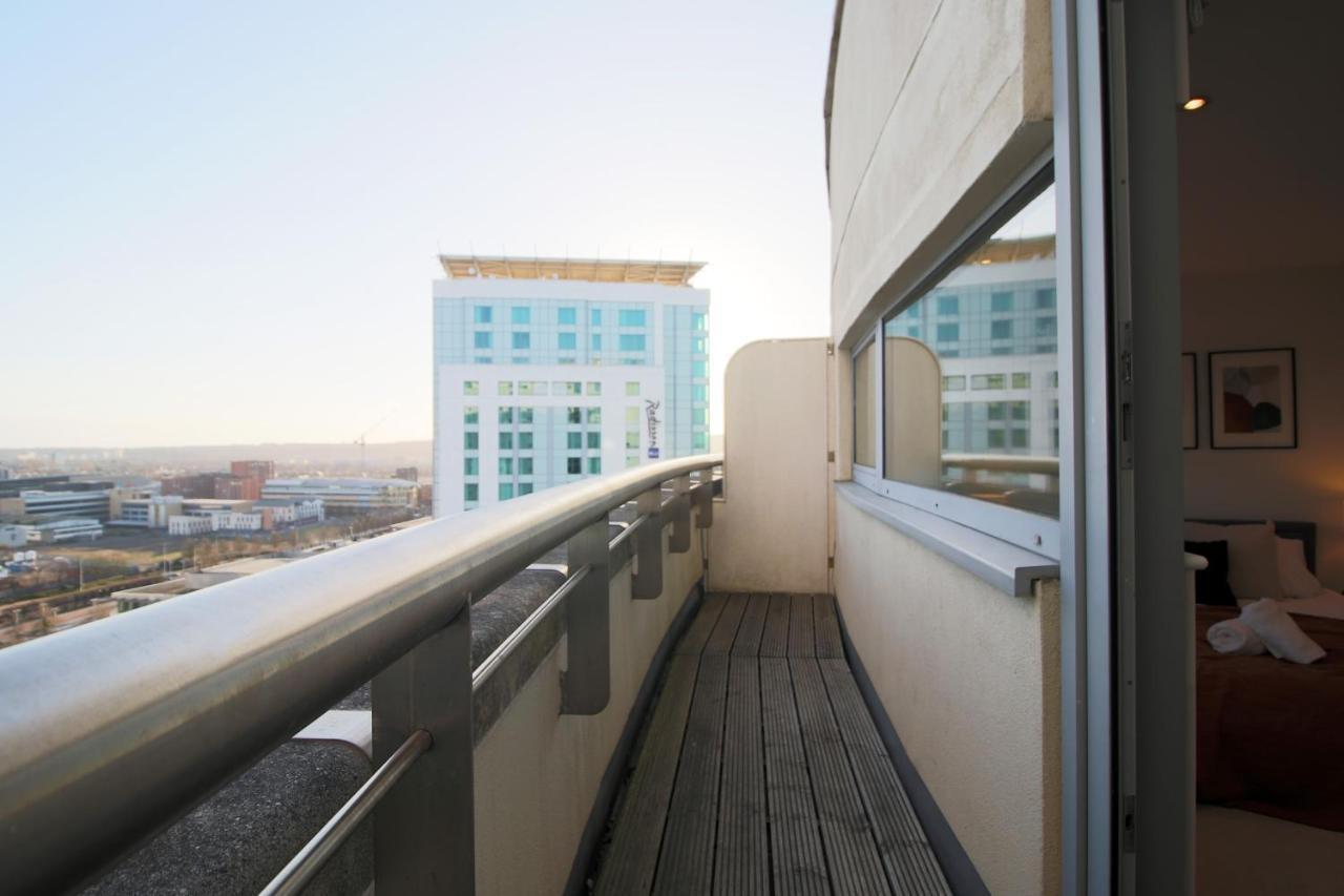 The Skyline - Luxury City Centre Flat With Designated Parking Cardiff Zewnętrze zdjęcie