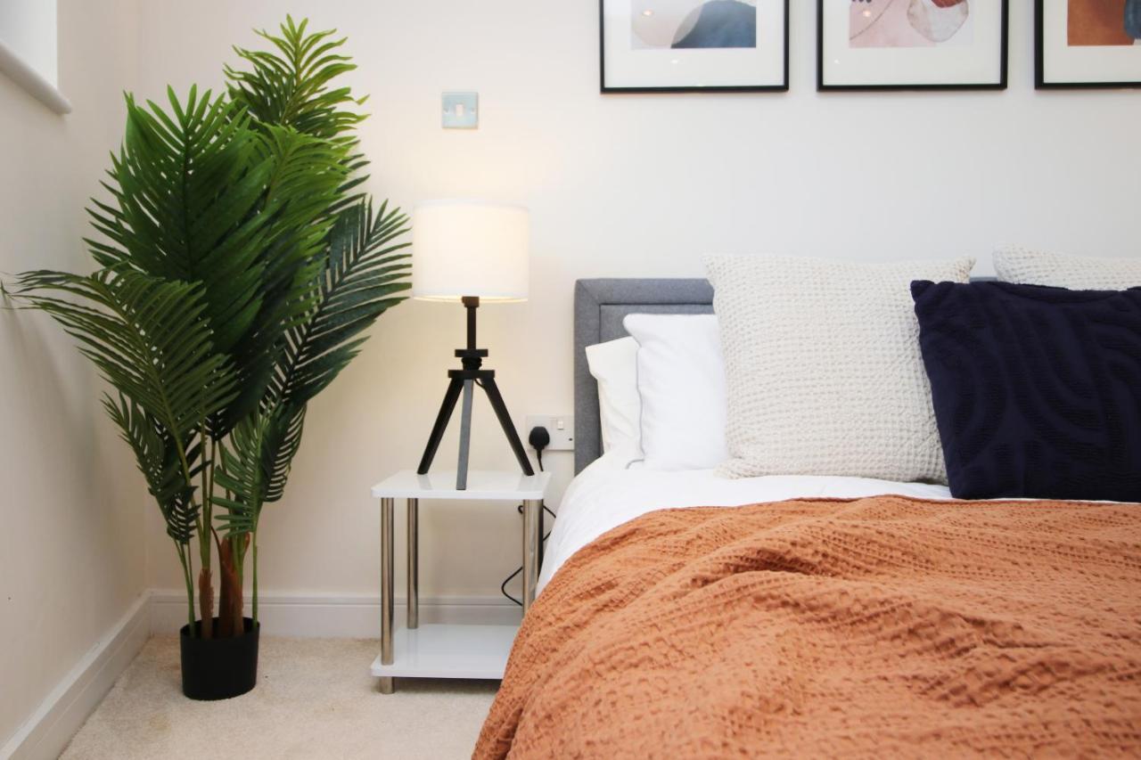 The Skyline - Luxury City Centre Flat With Designated Parking Cardiff Zewnętrze zdjęcie