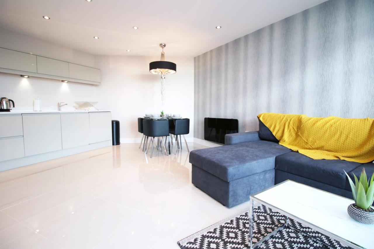 The Skyline - Luxury City Centre Flat With Designated Parking Cardiff Zewnętrze zdjęcie